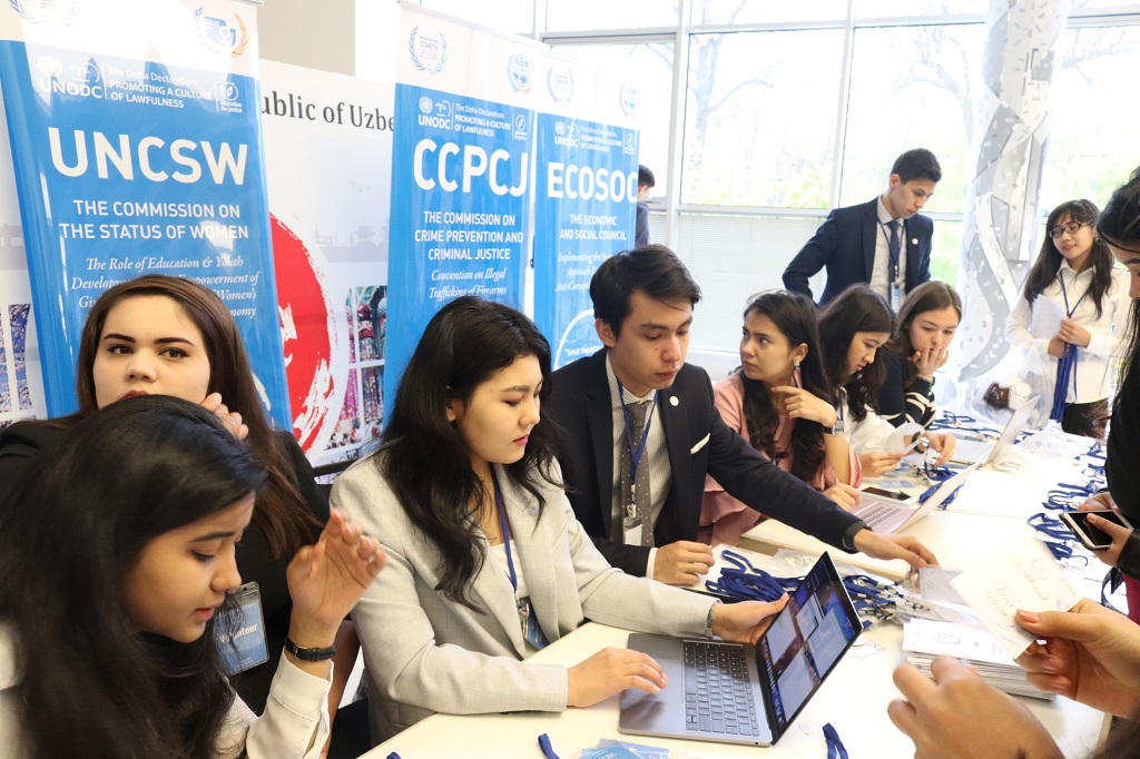 Young aspiring diplomats bring UNODC’s MUN to Tashkent