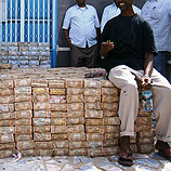 Foreign Exchange Market: Hargeisa, Somaliland. UNODC is working with local authorities to enhance the capacity to supervise and regulate money flows in the Horn of Africa and beyond. Photo: (c) UNODC
