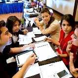 Young journalists from Afghanistan, Bangladesh, Bhutan, India, Nepal and Pakistan participated in a journalism workshop to develop reporting skills on drugs, human trafficking and migration.Photo: UNODC