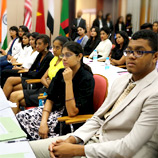 L'ONUDC a organisé une conférence modèle de l'ONU sur la lutte corruption pour des jeunes Mauriciens. Photo : ONUDC