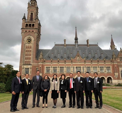 Slechthorend Kwaadaardig markt UNODC training with the Hague Academy of Internaitional Law
