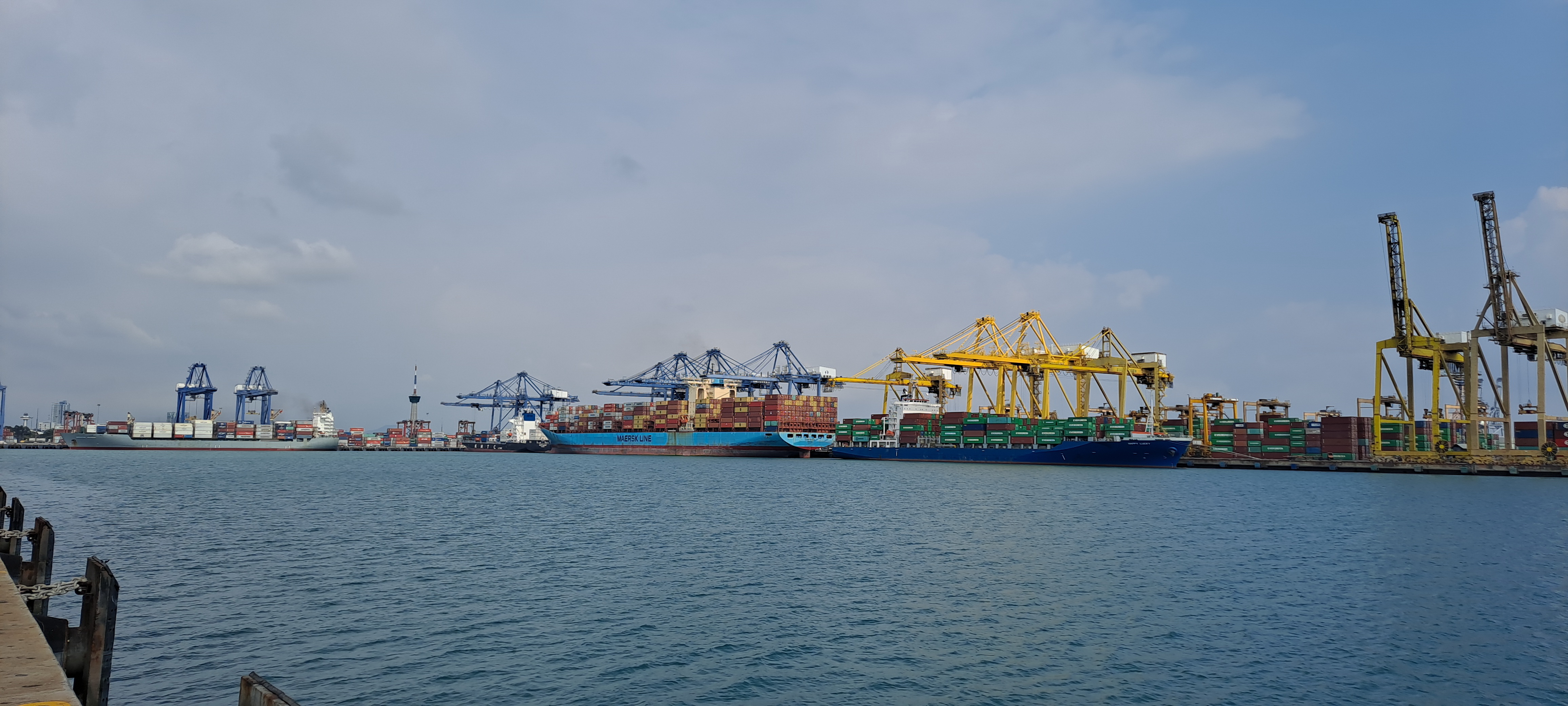 <p>Ships docked in Laem Chabang Port</p>