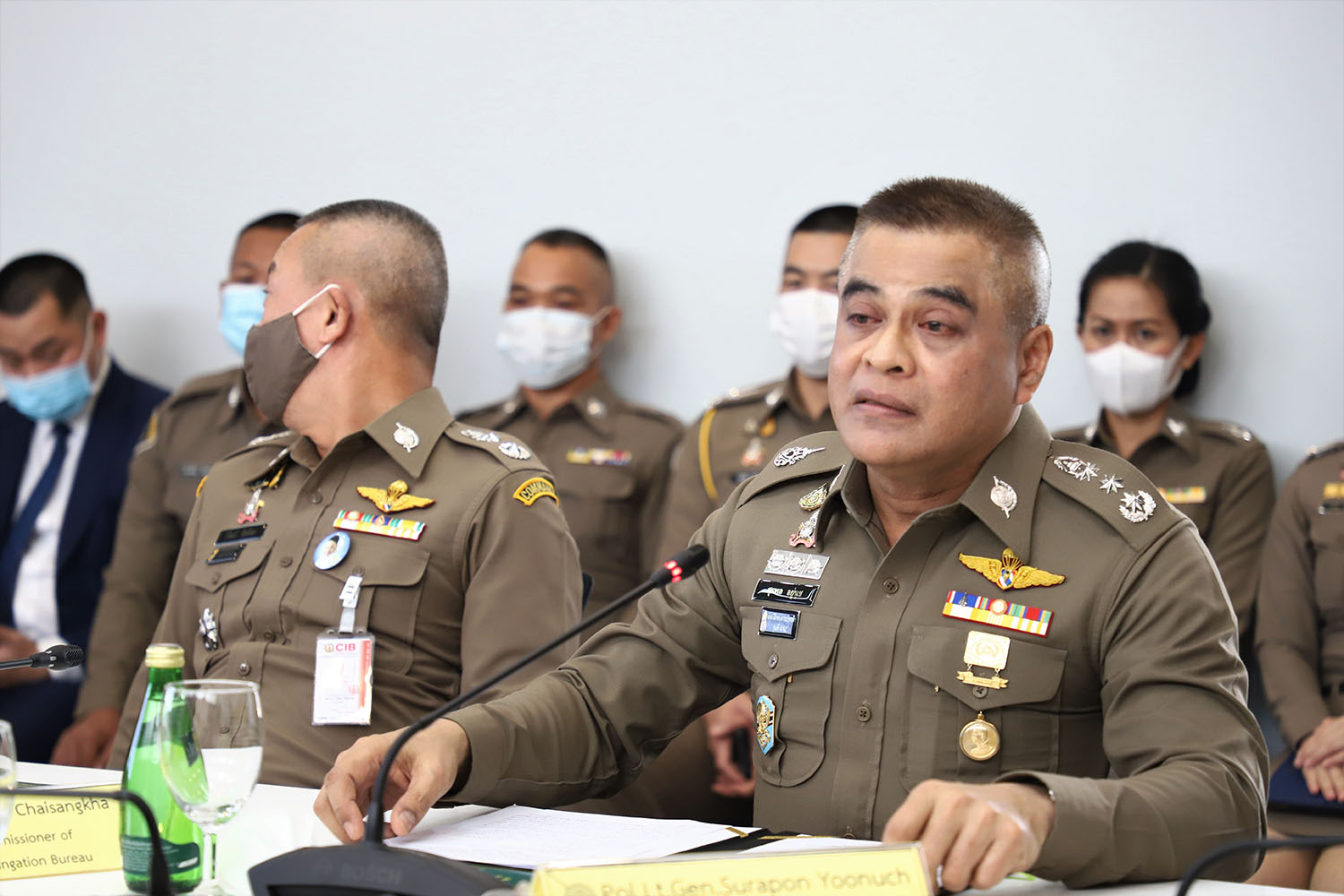 <p>Lt. Gen. Surapon Yoonuch, Assistant Commissioner General of the Royal Thai Police, speaks at the opening of the Iyara Circle and explains the importance of the CITEC concept</p>