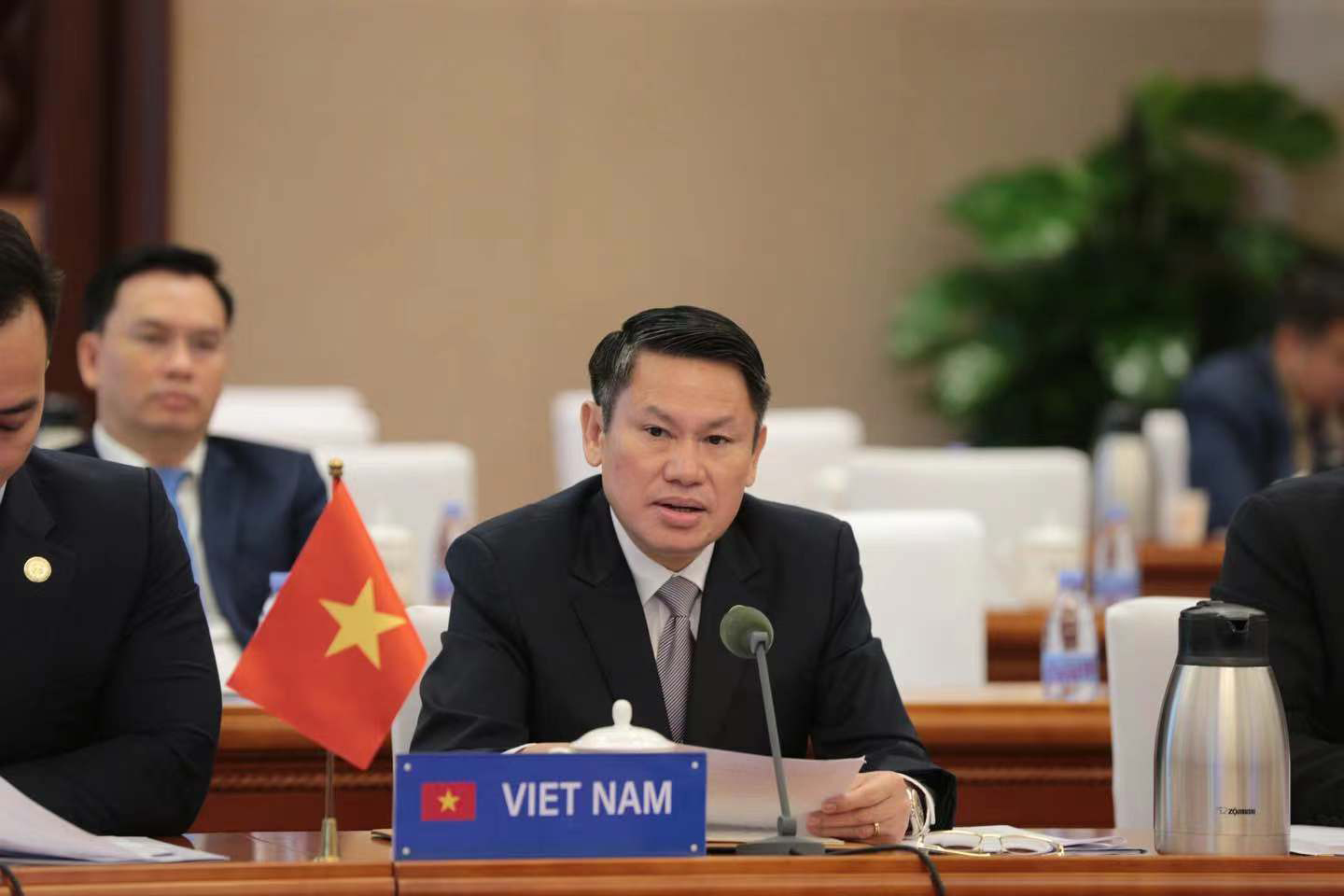 Director General of The Counter-Narcotics Police Department of Viet Nam Maj. Gen. Nguyen Van Vien outlining Viet Nam’s commitment to future cooperation under the Mekong MOU